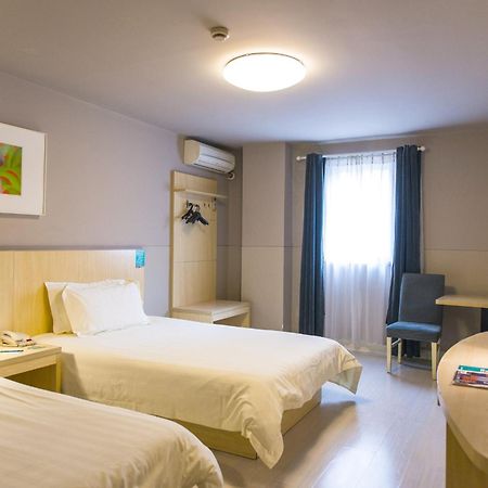 Jinjiang Inn - Shanghai Everbright Convention & Exhibition Center エクステリア 写真