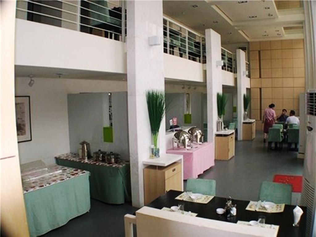Jinjiang Inn - Shanghai Everbright Convention & Exhibition Center エクステリア 写真